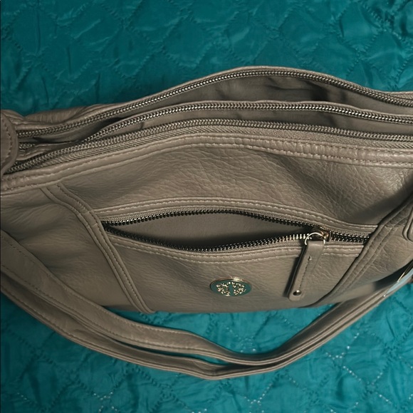 Beige Leather Crossbody Bag - Picture 4 of 8